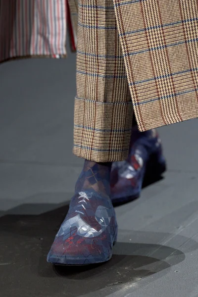 Look 216
